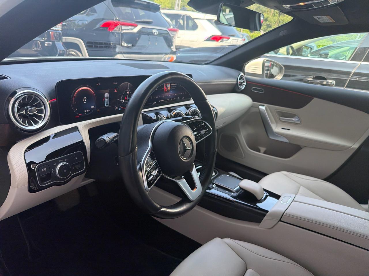 Mercedes-Benz A-Class A 220 4MATIC Sedan 2022