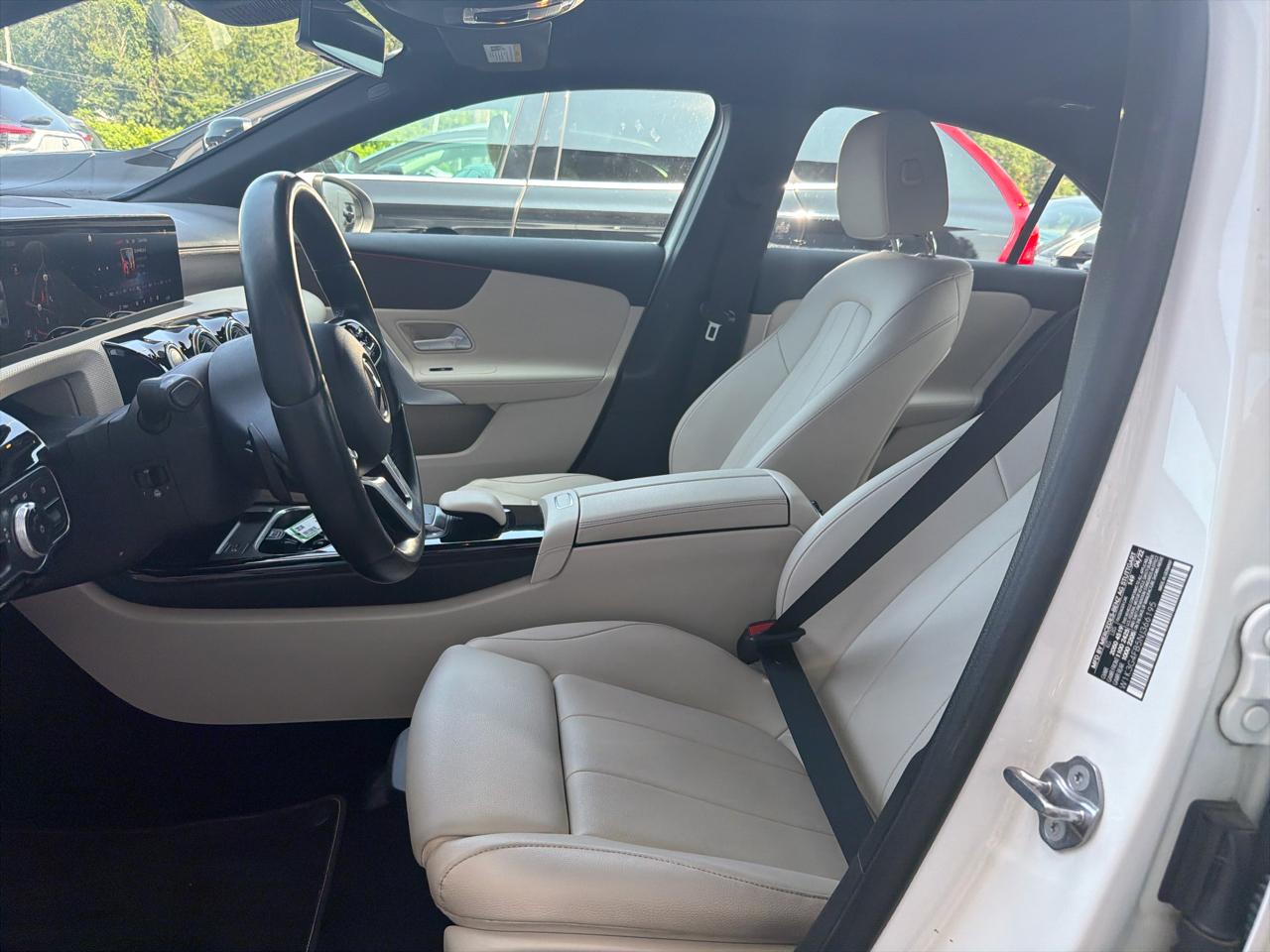 Mercedes-Benz A-Class A 220 4MATIC Sedan 2022