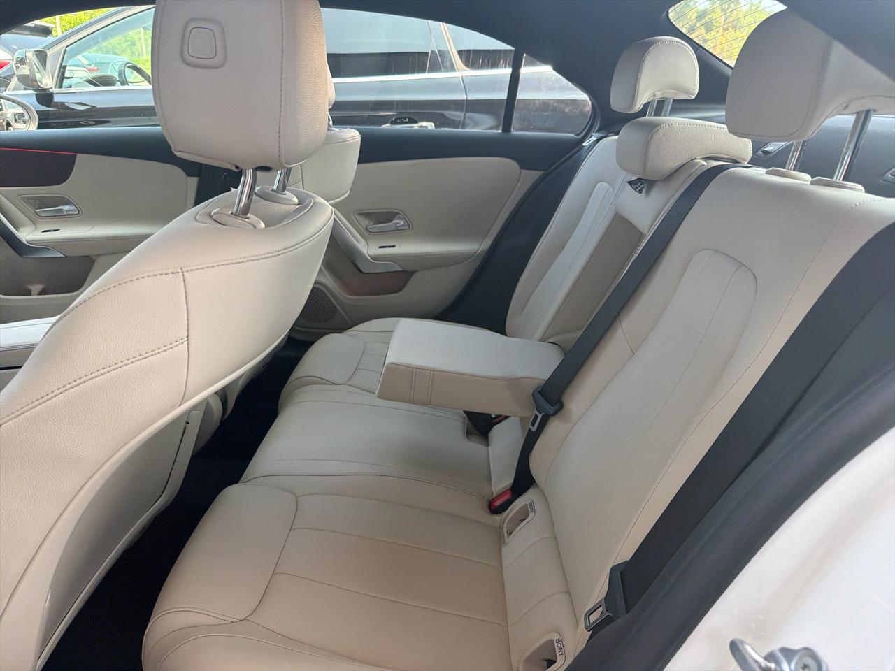 Mercedes-Benz A-Class A 220 4MATIC Sedan 2022