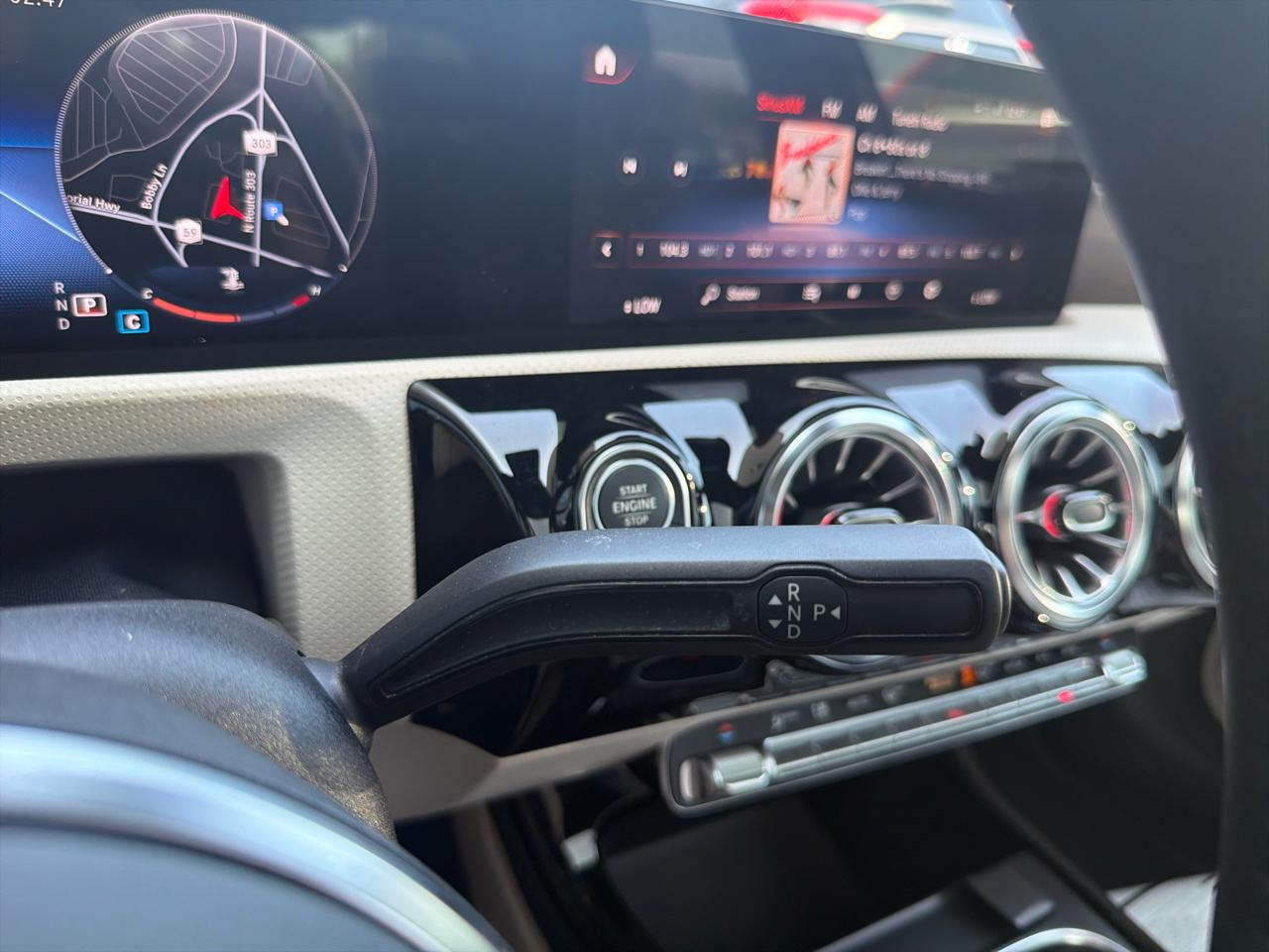 Mercedes-Benz A-Class A 220 4MATIC Sedan 2022