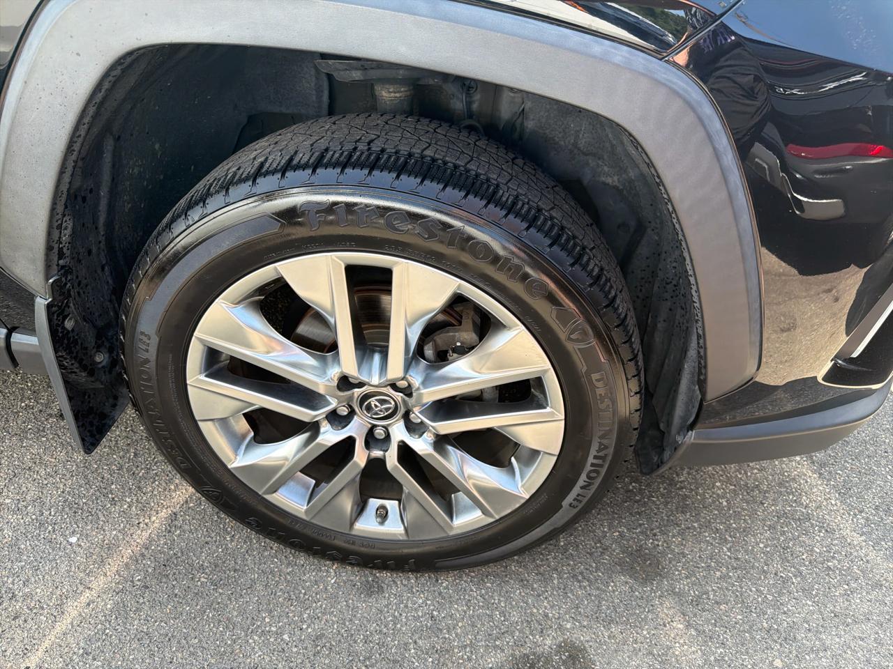 Toyota RAV4 Limited AWD (Natl) 2019
