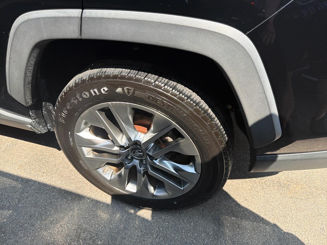 Toyota RAV4 Limited AWD (Natl) 2019