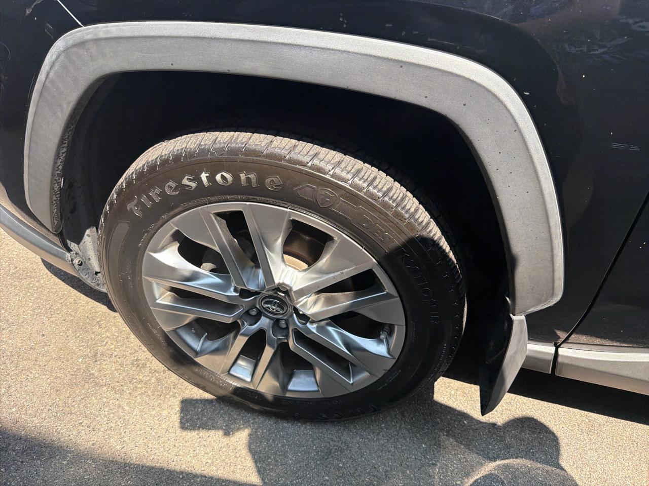 Toyota RAV4 Limited AWD (Natl) 2019