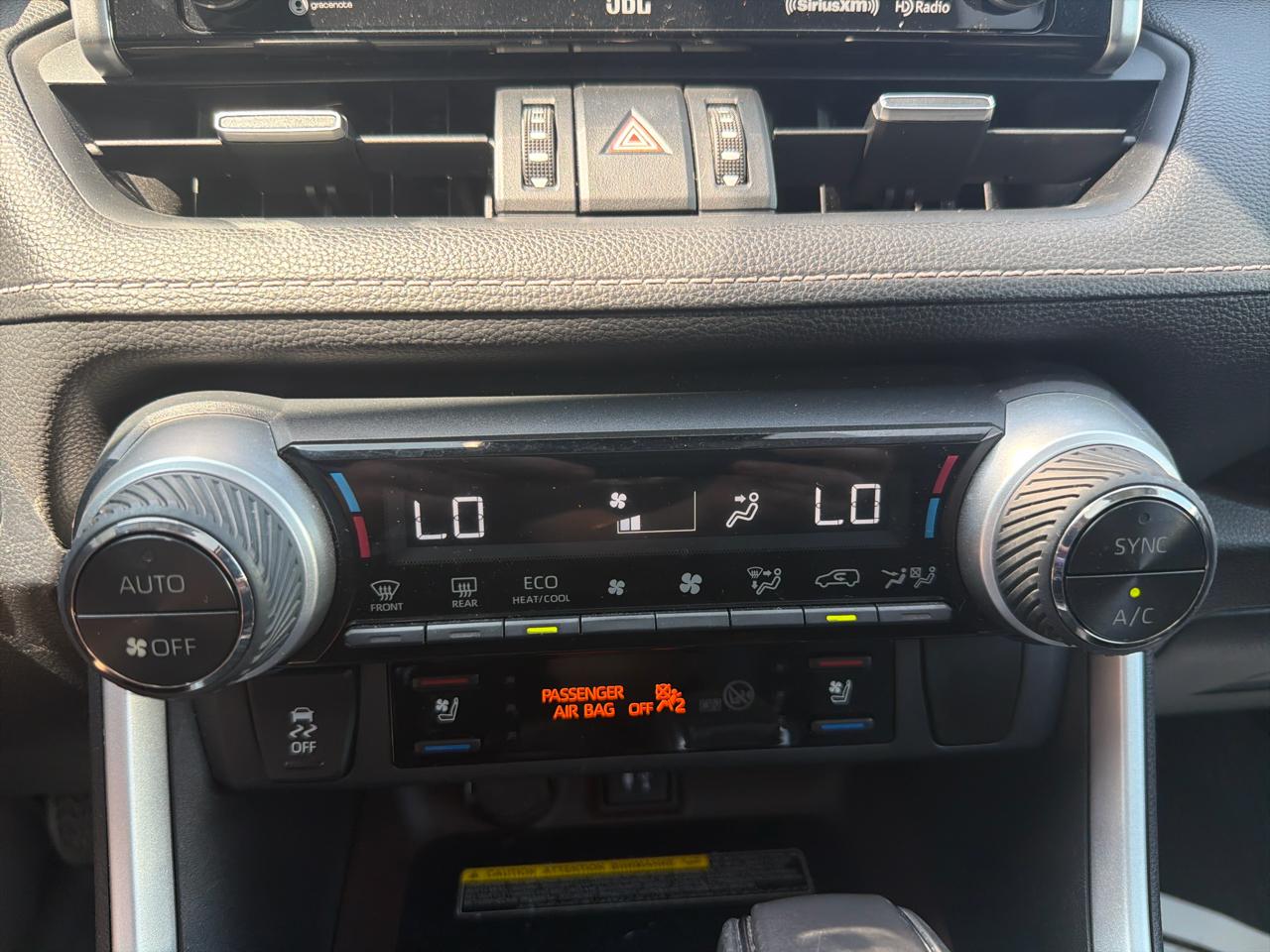 Toyota RAV4 Limited AWD (Natl) 2019