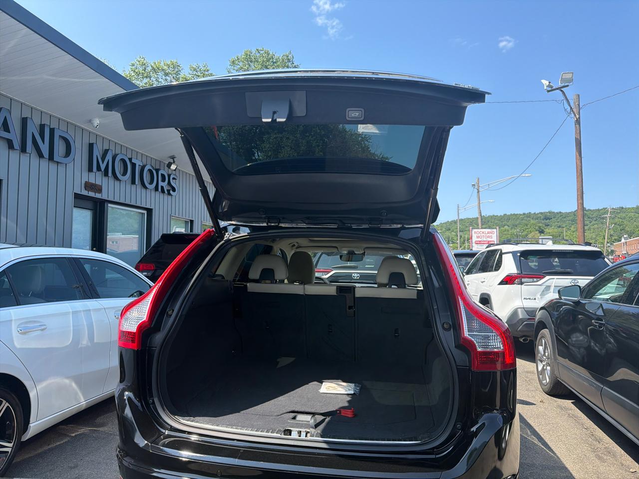 Volvo XC60 AWD 4dr T5 Premier 2016