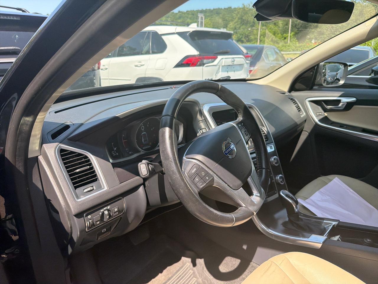 Volvo XC60 AWD 4dr T5 Premier 2016