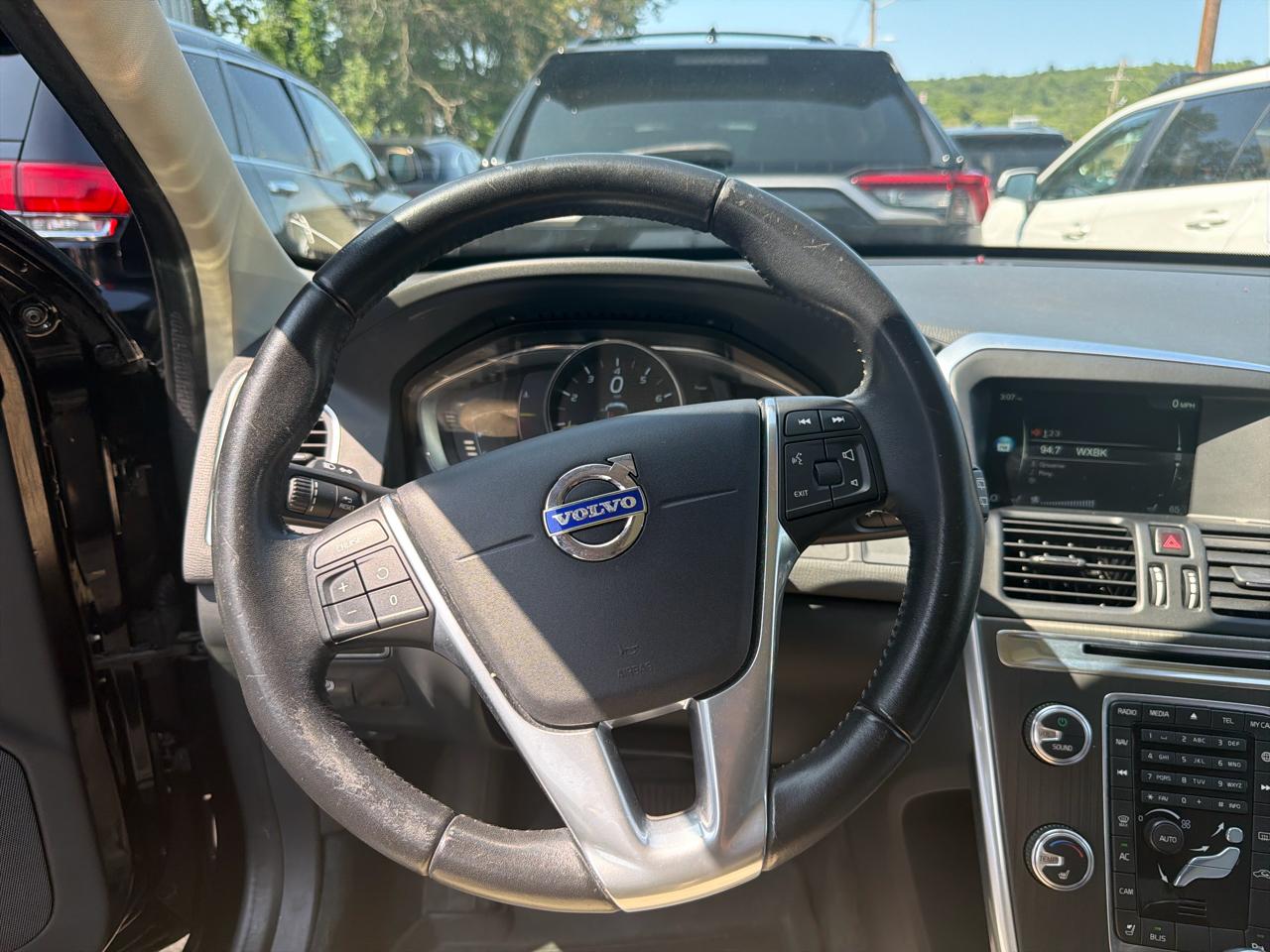Volvo XC60 AWD 4dr T5 Premier 2016