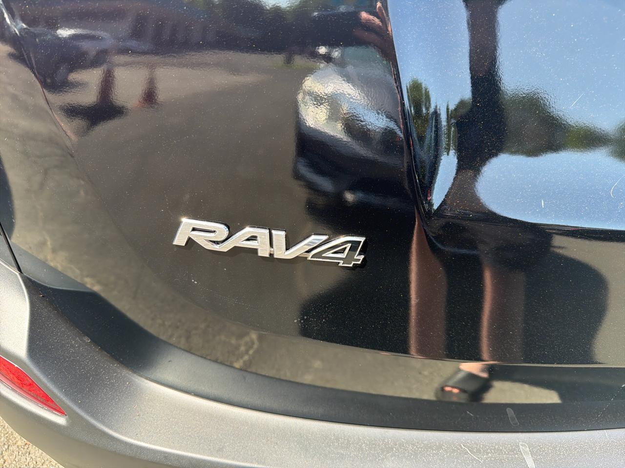 Toyota RAV4 AWD 4dr Limited (Natl) 2015