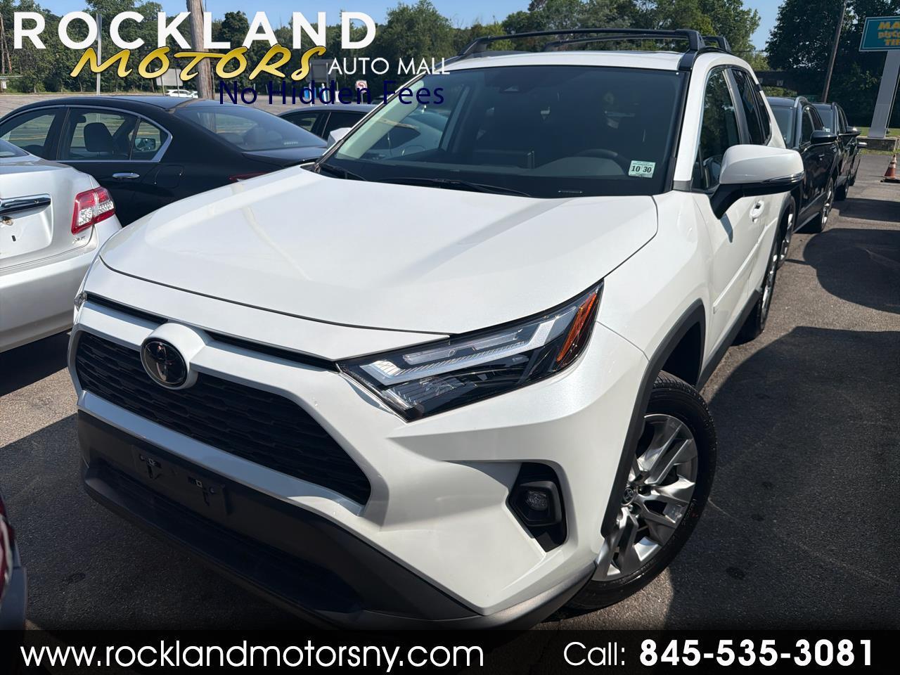 Toyota RAV4 XLE Premium AWD (Natl) 2025