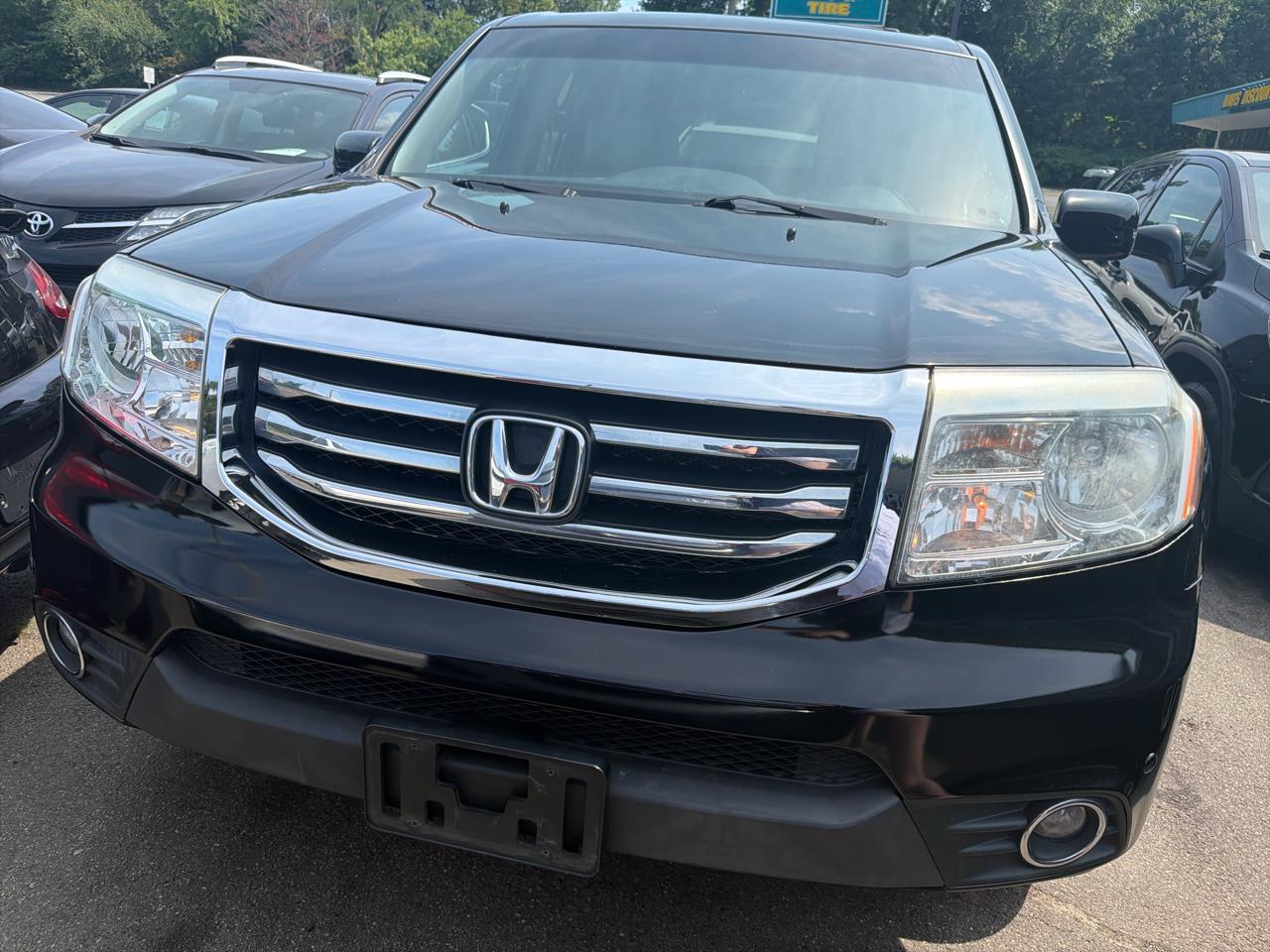 Honda Pilot 4WD 4dr Touring w/RES & Navi 2014
