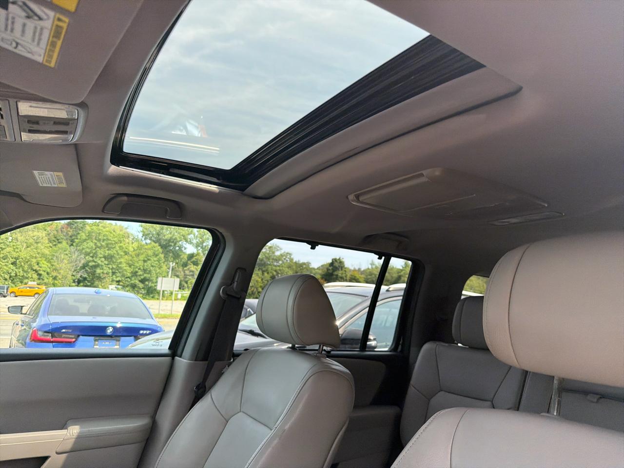 Honda Pilot 4WD 4dr Touring w/RES & Navi 2014