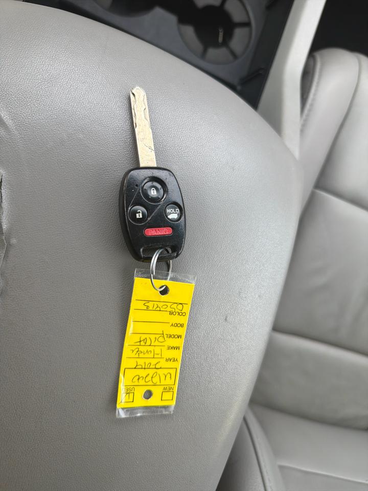 Honda Pilot 4WD 4dr Touring w/RES & Navi 2014