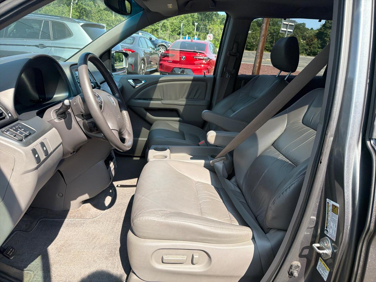 Honda Odyssey 5dr EX-L w/RES 2010