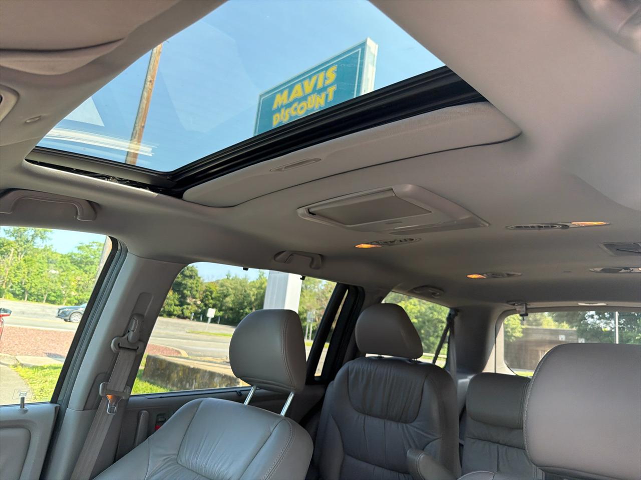 Honda Odyssey 5dr EX-L w/RES 2010