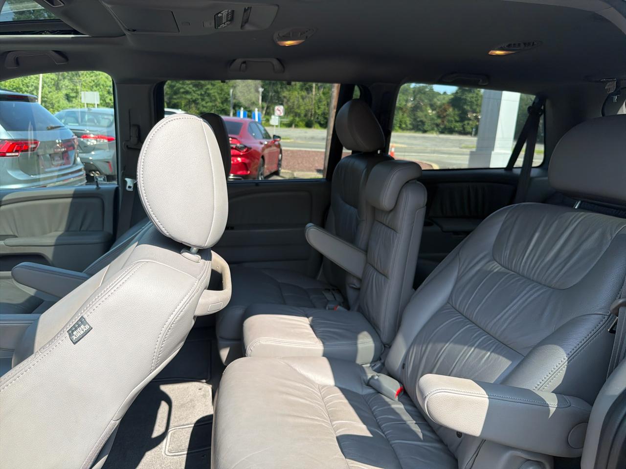 Honda Odyssey 5dr EX-L w/RES 2010
