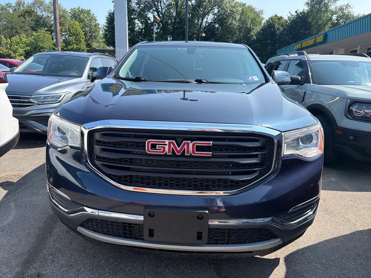 GMC Acadia AWD 4dr SLE w/SLE-1 2019