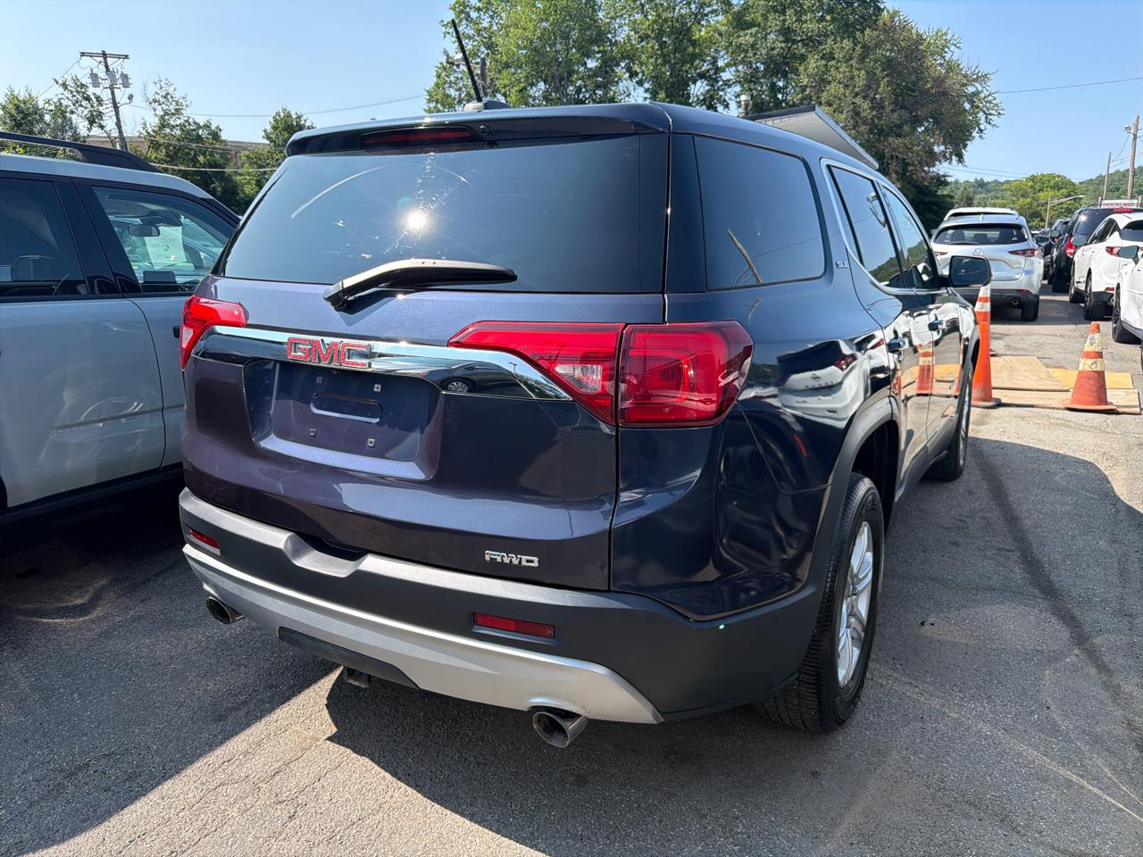 GMC Acadia AWD 4dr SLE w/SLE-1 2019