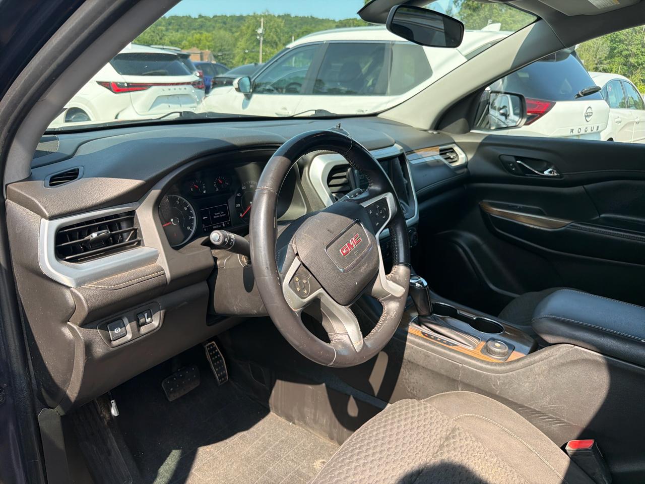 GMC Acadia AWD 4dr SLE w/SLE-1 2019