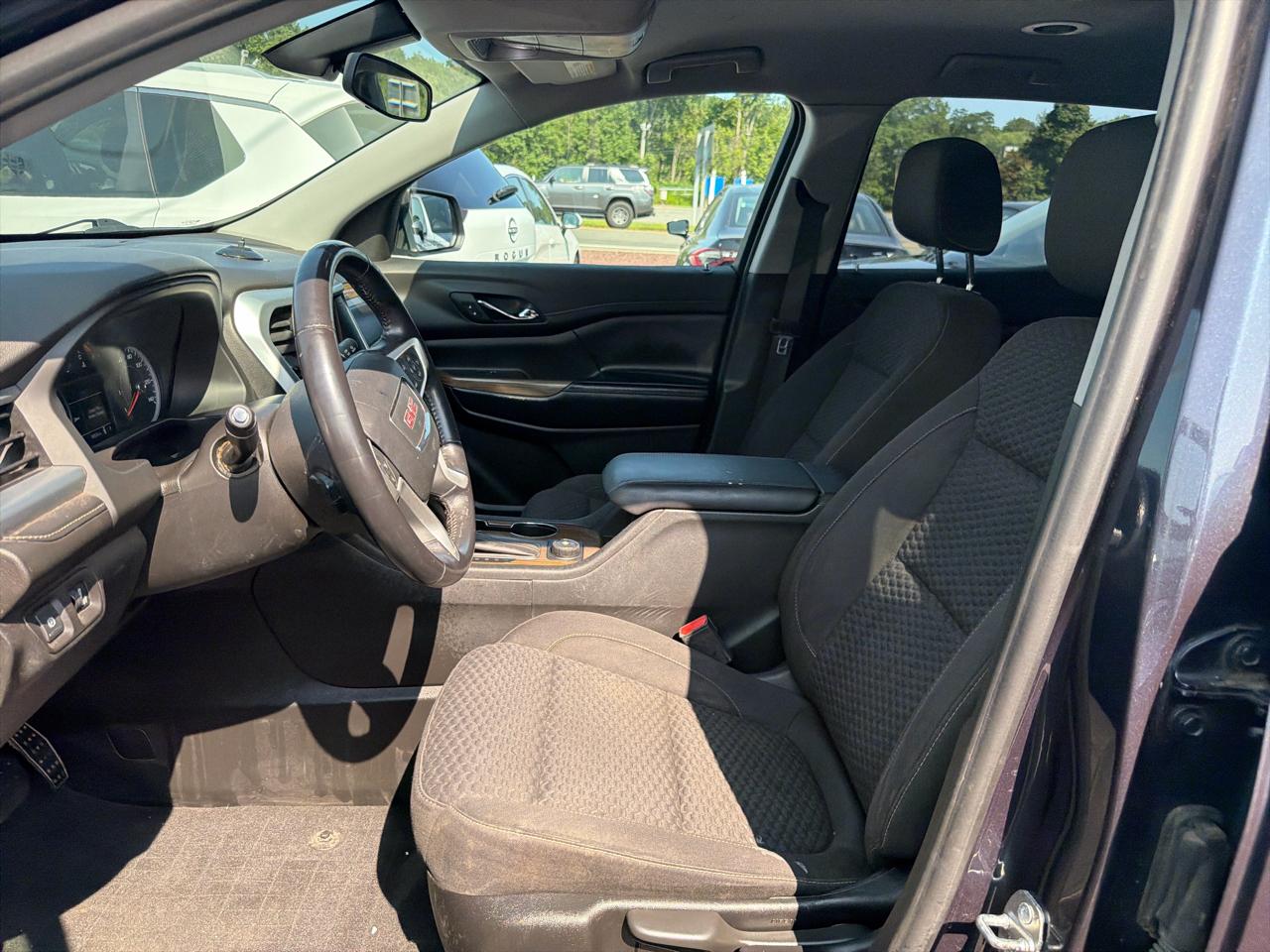 GMC Acadia AWD 4dr SLE w/SLE-1 2019