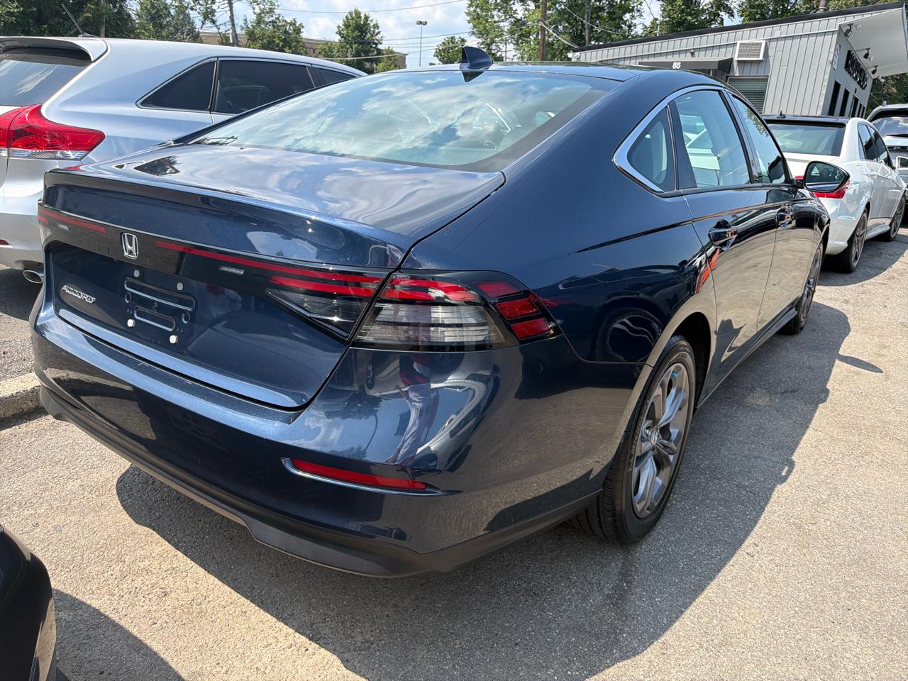 Honda Accord Sedan EX CVT 2023
