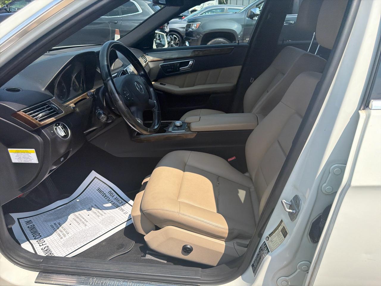 Mercedes-Benz E-Class 4dr Sdn E 350 Sport 4MATIC 2011