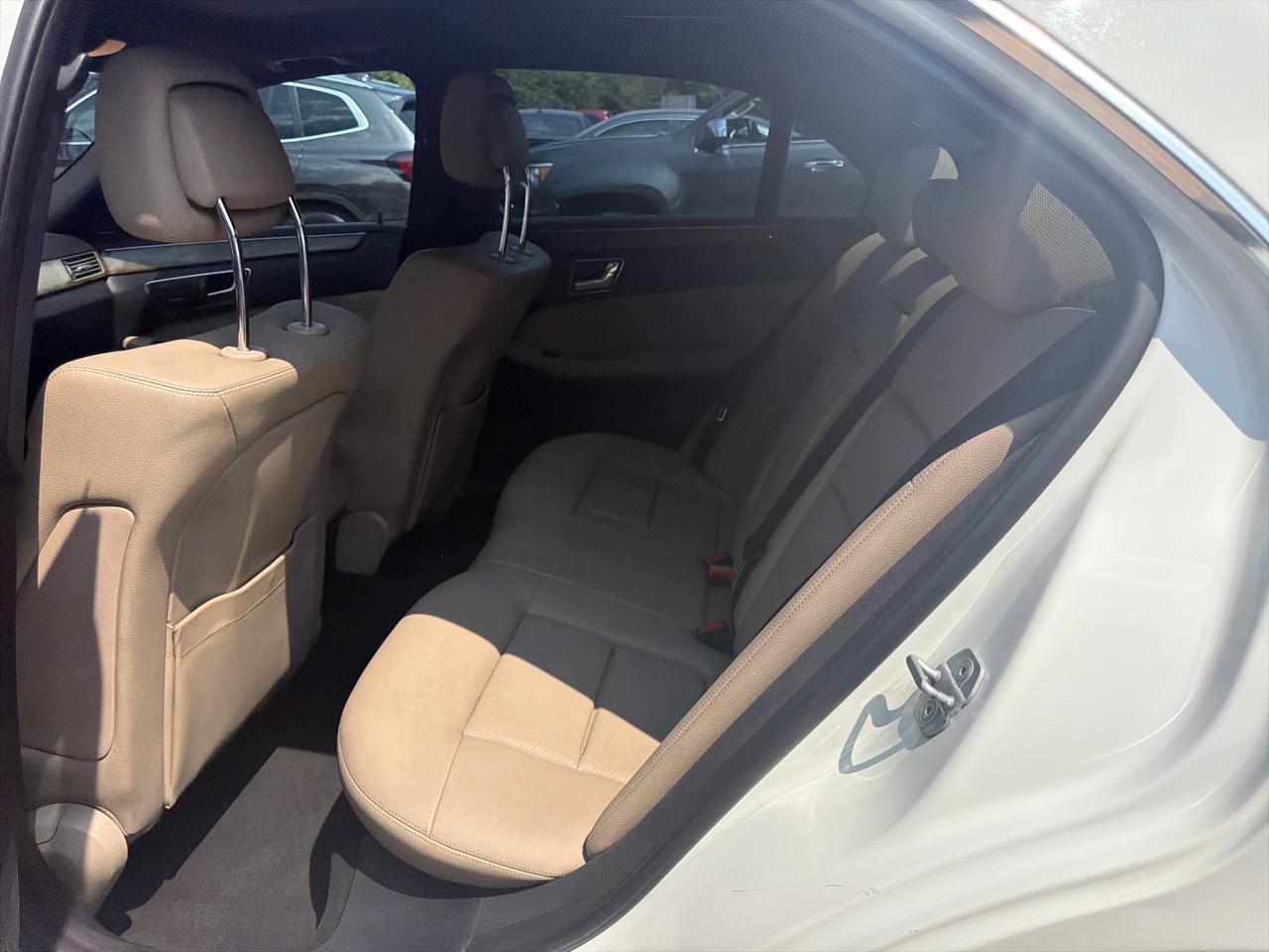 Mercedes-Benz E-Class 4dr Sdn E 350 Sport 4MATIC 2011