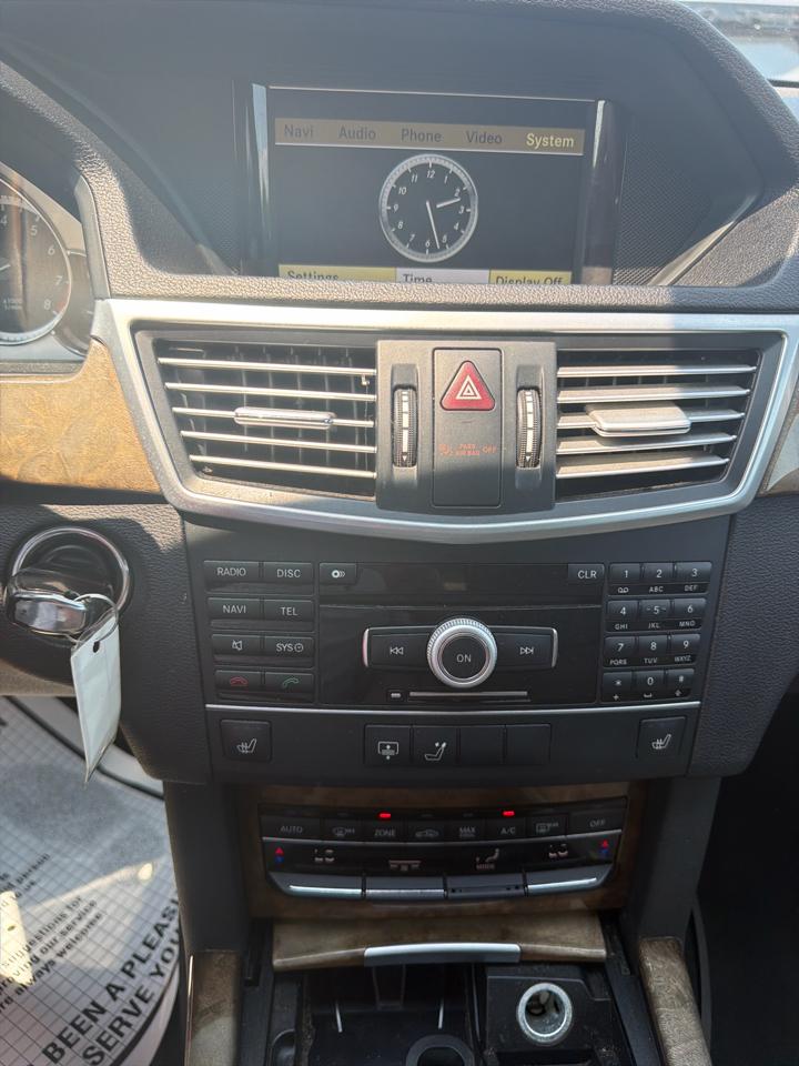 Mercedes-Benz E-Class 4dr Sdn E 350 Sport 4MATIC 2011