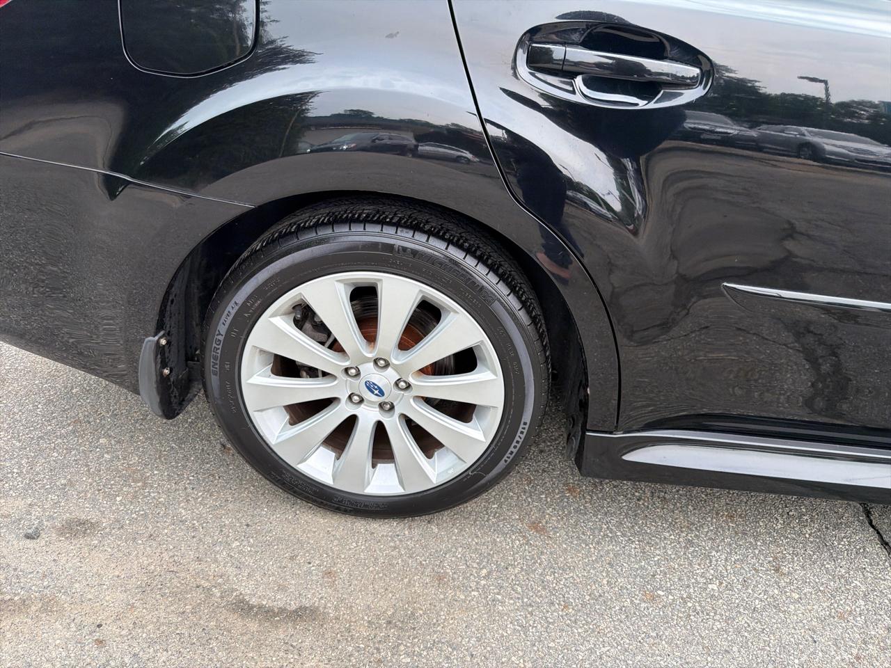 Subaru Legacy 4dr Sdn H4 Auto 2.5i Limited 2012