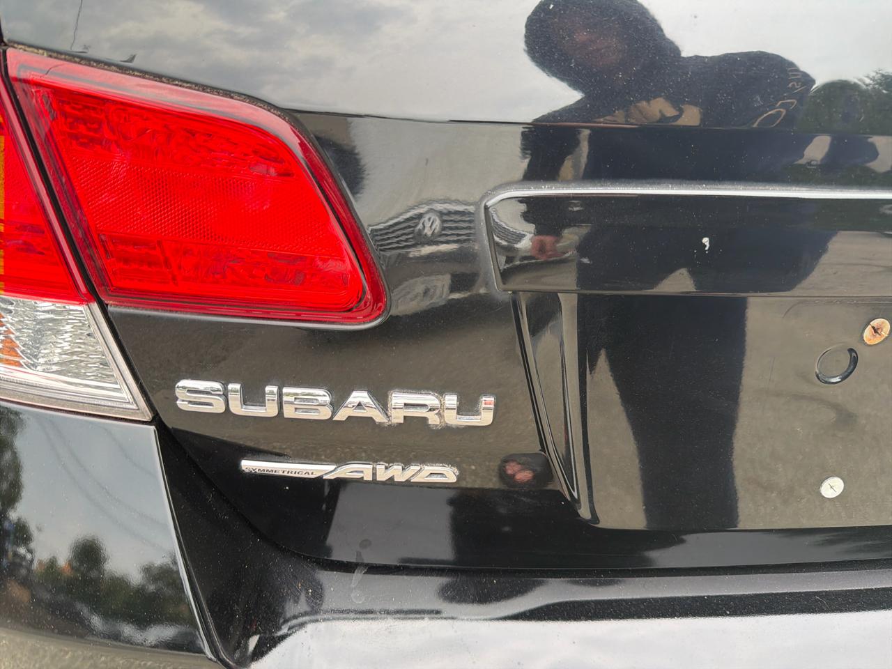 Subaru Legacy 4dr Sdn H4 Auto 2.5i Limited 2012