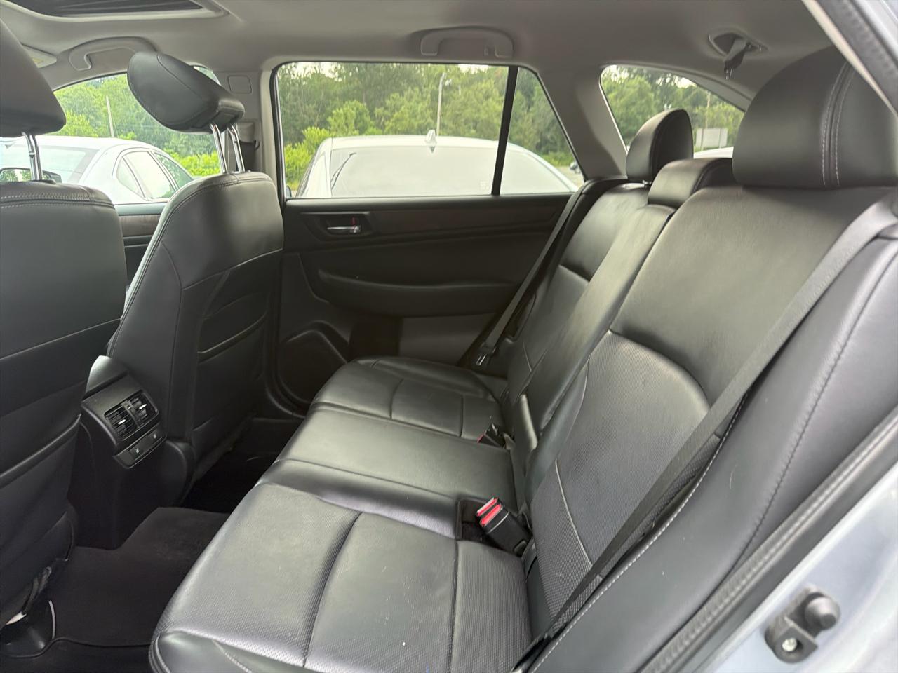 Subaru Outback 4dr Wgn 2.5i Limited PZEV 2016
