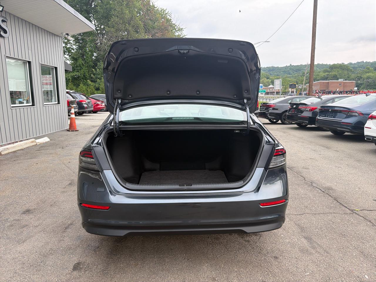 Honda Accord Sedan LX CVT 2023