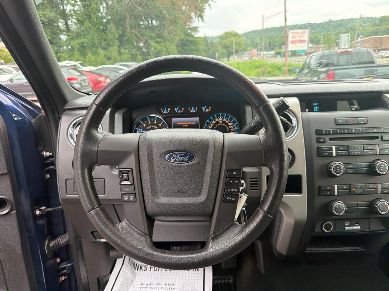 Ford F-150 4WD SuperCrew 145" Platinum 2011