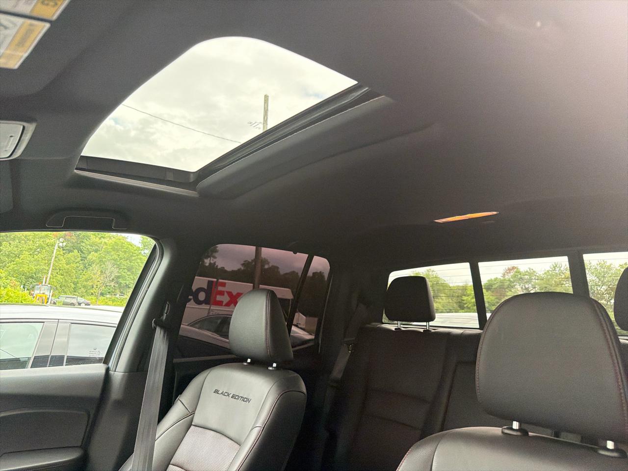 Honda Ridgeline Black Edition AWD 2024
