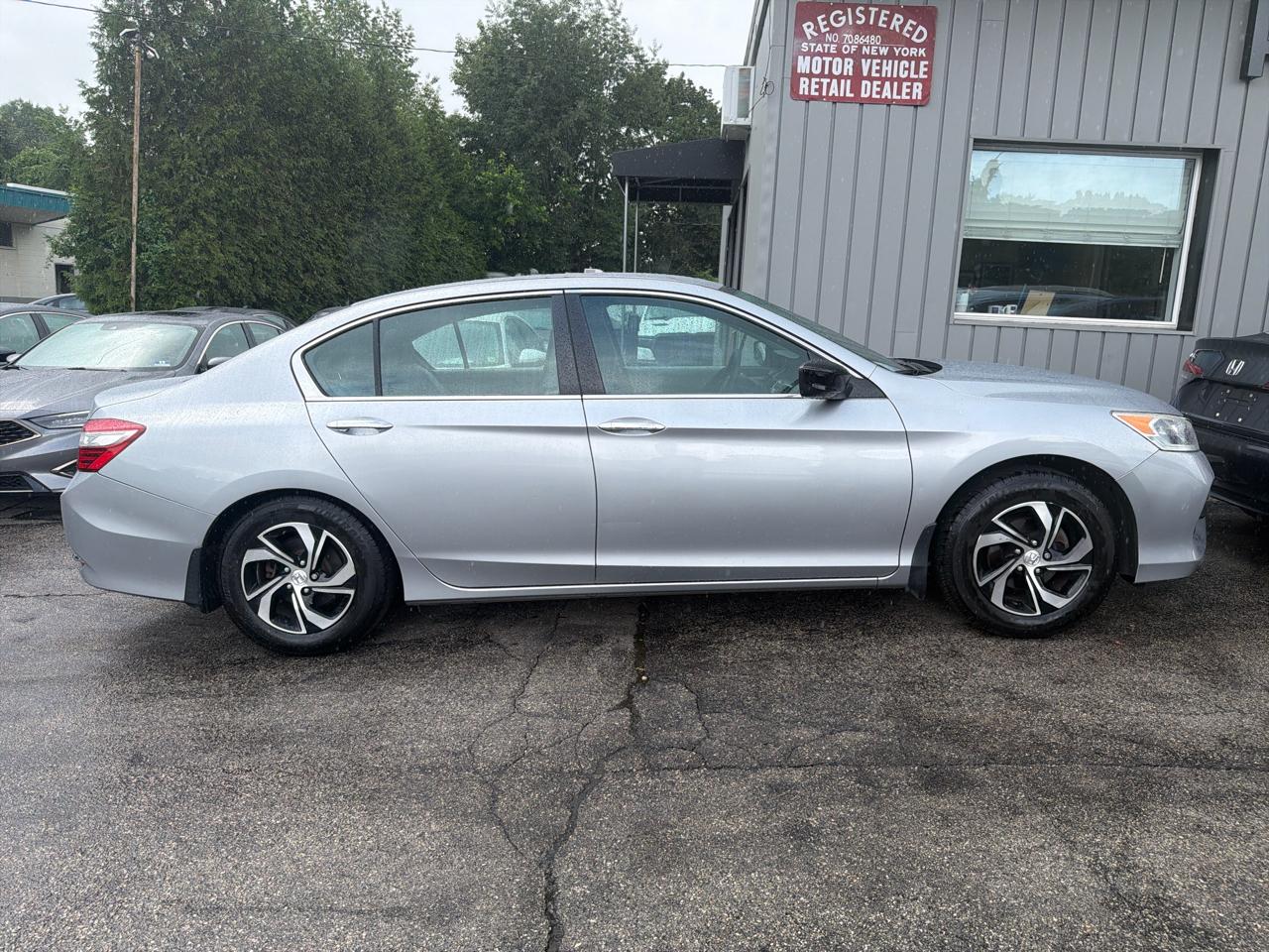 Honda Accord Sedan 4dr I4 CVT LX 2016