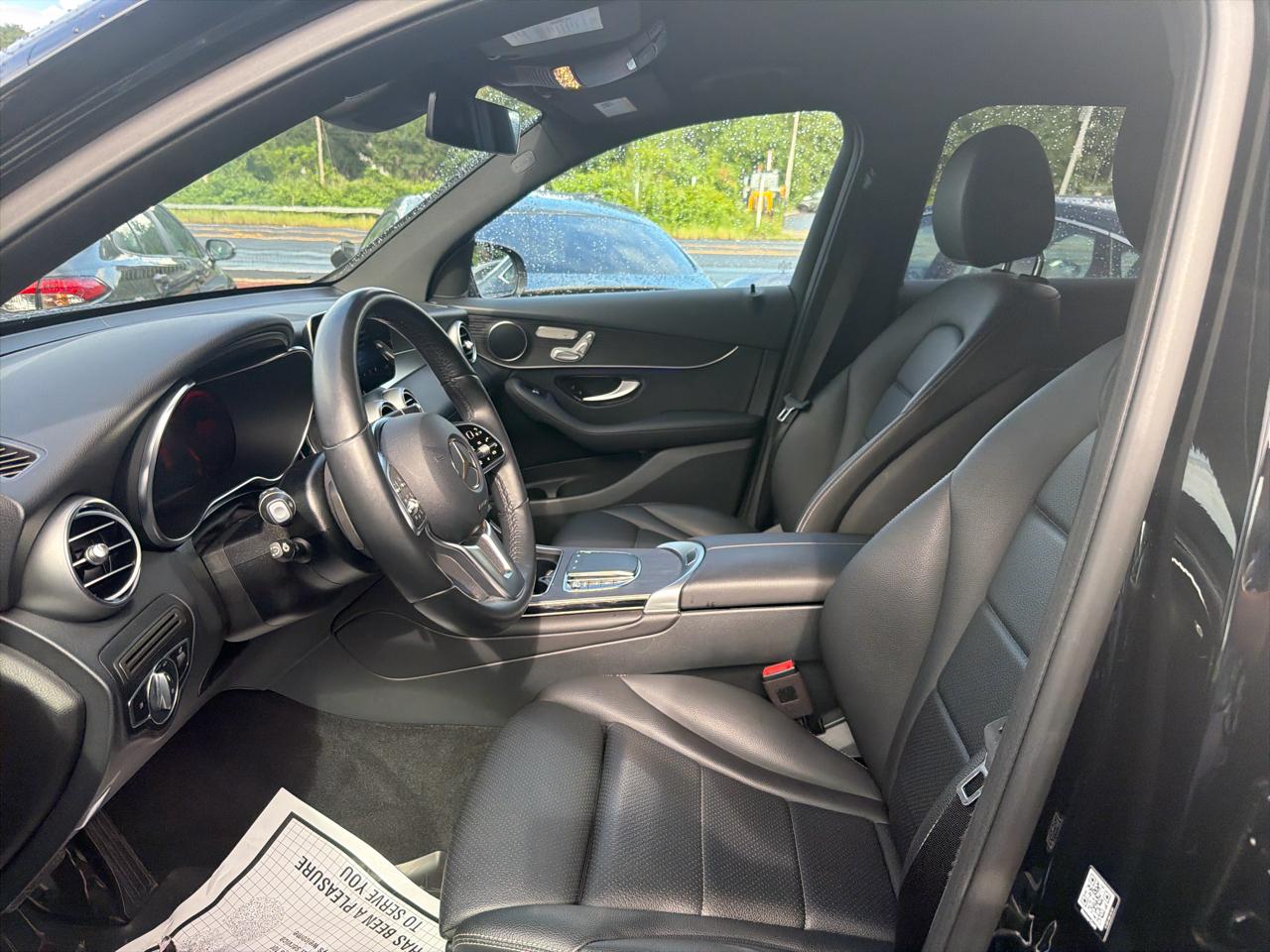 Mercedes-Benz GLC GLC 300 4MATIC SUV 2022