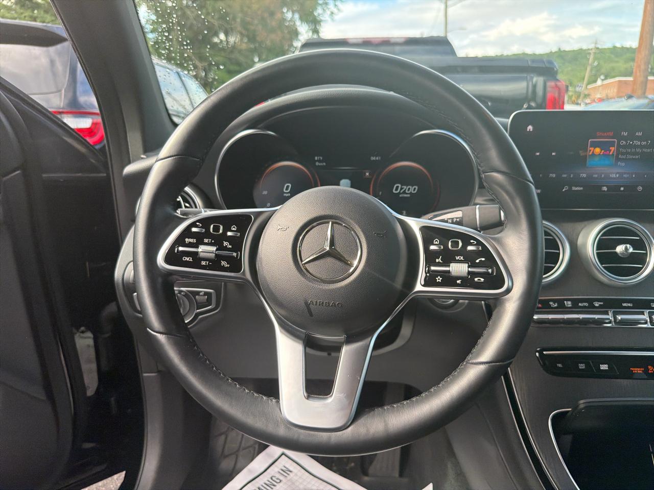 Mercedes-Benz GLC GLC 300 4MATIC SUV 2022