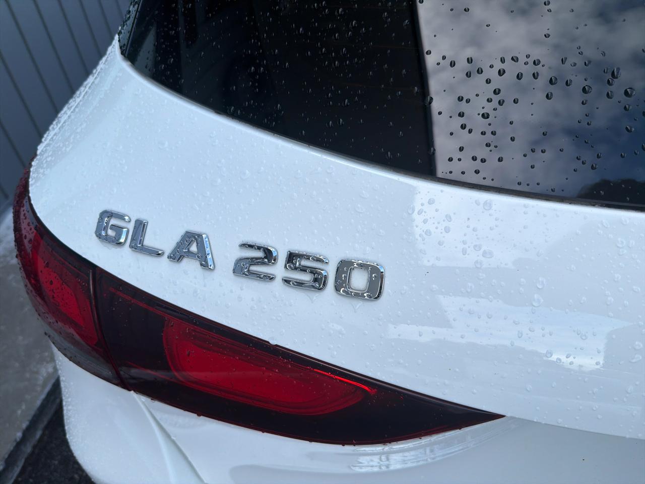 Mercedes-Benz GLA GLA 250 4MATIC SUV 2022