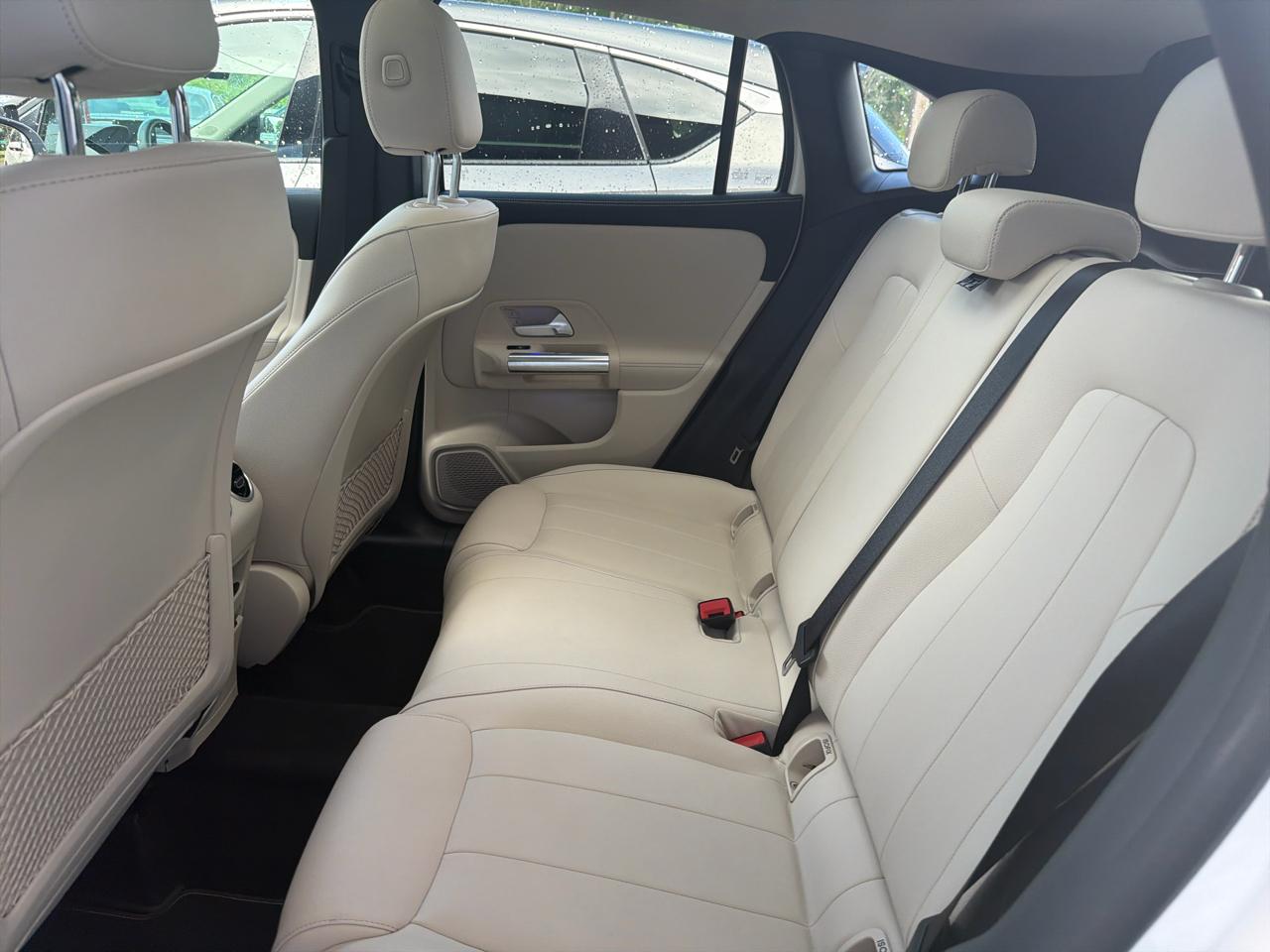 Mercedes-Benz GLA GLA 250 4MATIC SUV 2022