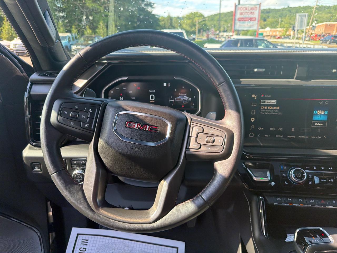 GMC Sierra 1500 4WD Crew Cab 147" AT4X 2023