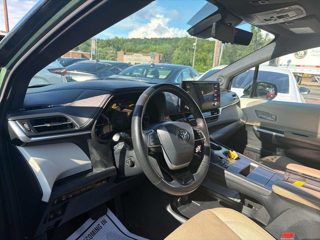 Toyota Sienna Limited AWD 7-Passenger (Natl) 2023