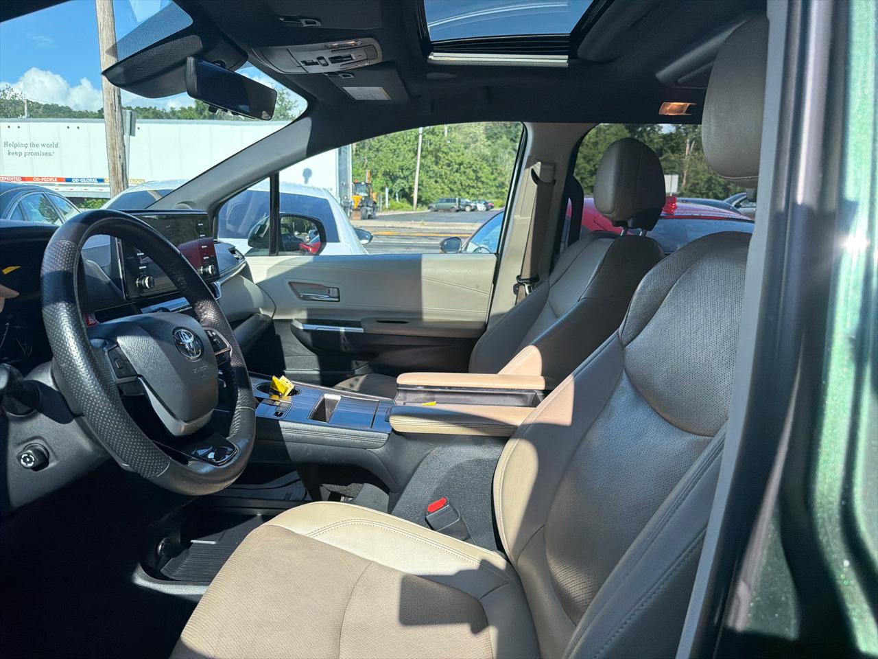 Toyota Sienna Limited AWD 7-Passenger (Natl) 2023