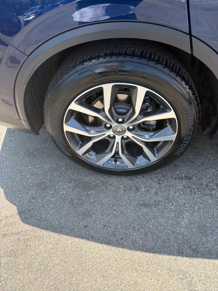 Acura MDX SH-AWD w/Technology Package 2024