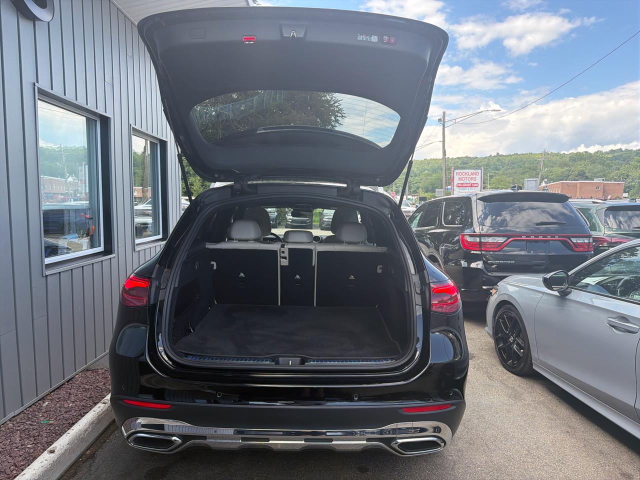 Mercedes-Benz GLC GLC 300 4MATIC SUV 2023