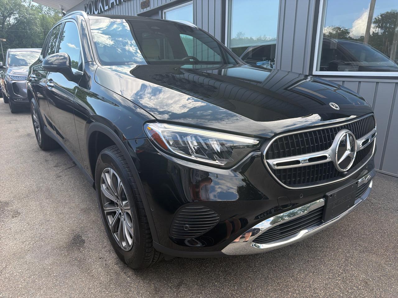 Mercedes-Benz GLC GLC 300 4MATIC SUV 2023