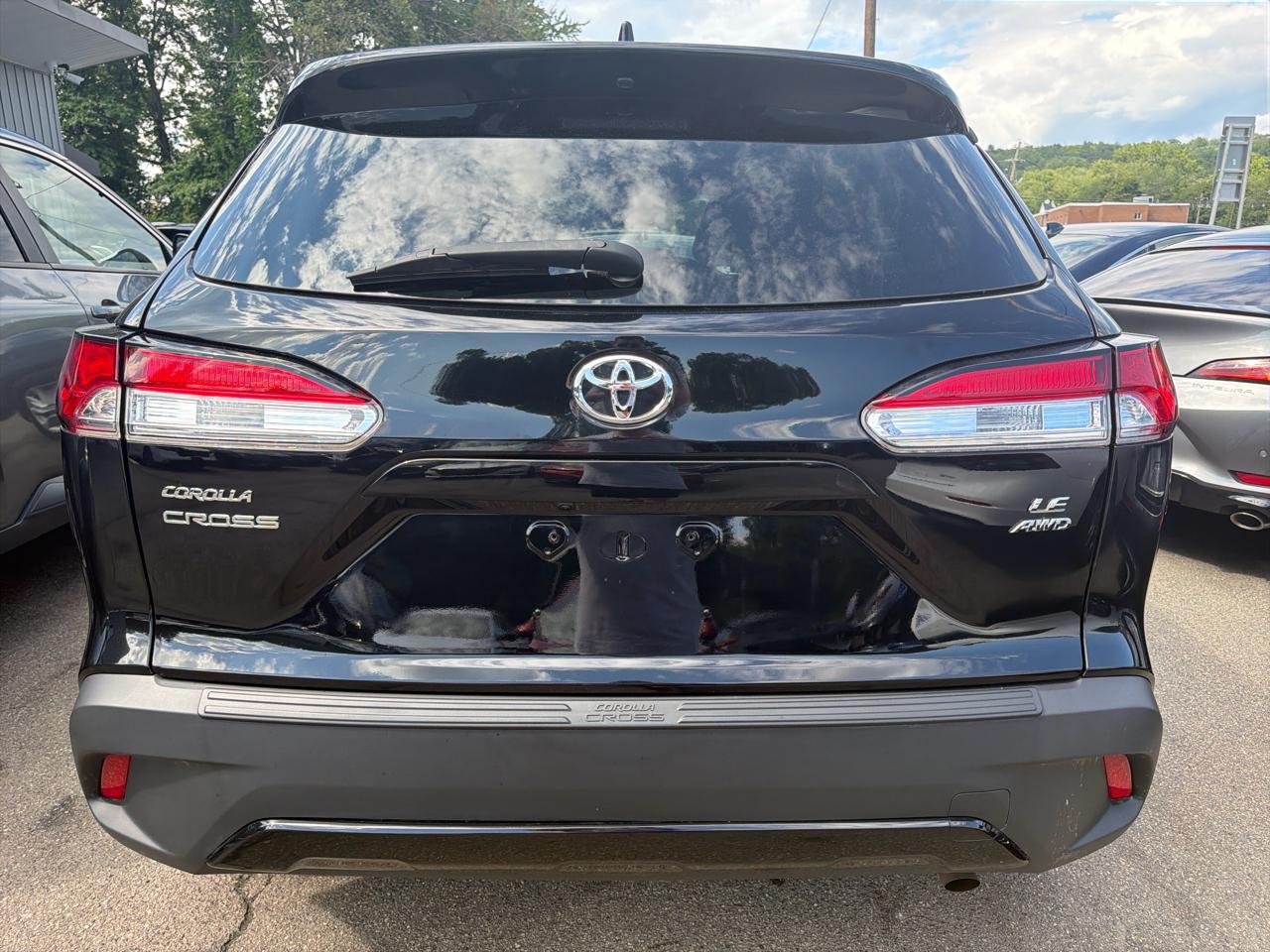 Toyota Corolla Cross LE 4WD (Natl) 2022