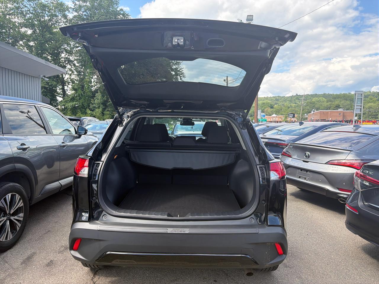 Toyota Corolla Cross LE 4WD (Natl) 2022
