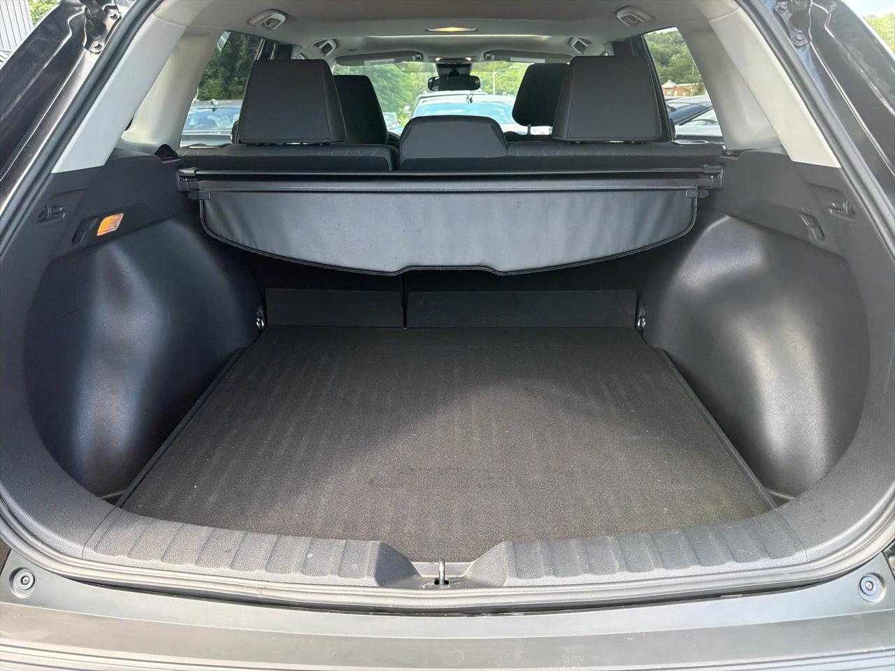 Toyota Corolla Cross LE 4WD (Natl) 2022