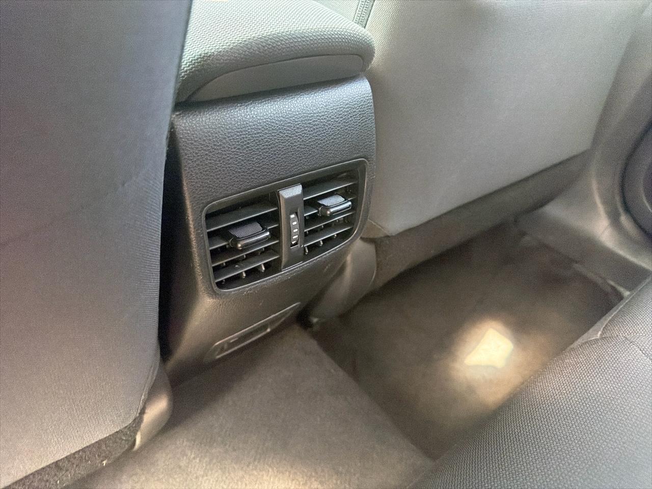 Toyota Corolla Cross LE 4WD (Natl) 2022
