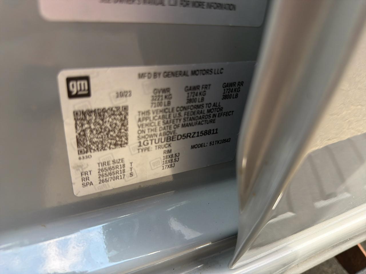 GMC Sierra 1500 4WD Crew Cab 147" SLE 2024