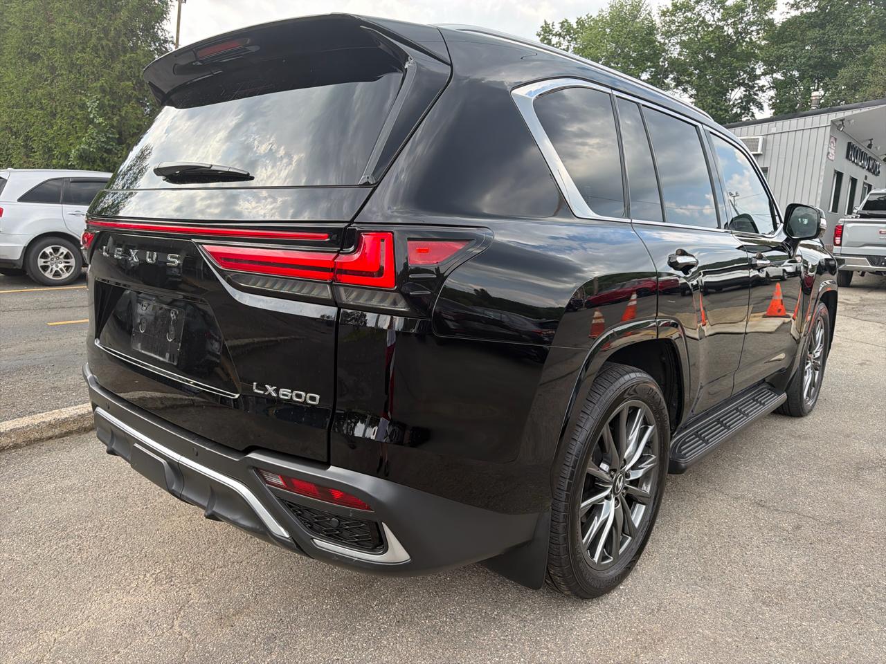 Lexus LX LX 600 F SPORT 4WD 2024